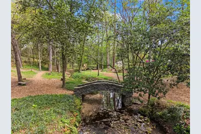 332 Brentwood Drive NE, Atlanta, GA 30305 - Photo 41