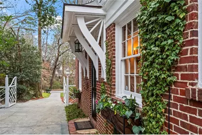 332 Brentwood Drive NE, Atlanta, GA 30305 - Photo 5