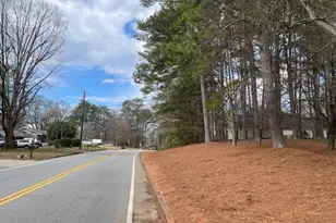 4147 N Gloucester Pl, Atlanta, GA 30341 - Photo 7