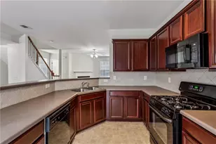 3537 Chattahoochee Summit Ln SE, Atlanta, GA 30339 - Photo 11