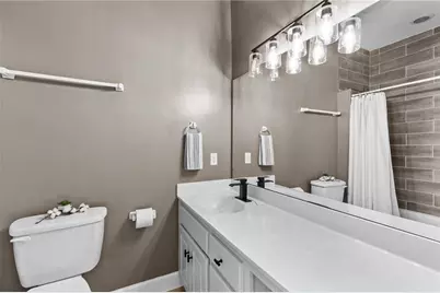 6396 Loch Arbor Drive, Flowery Branch, GA 30542 - Photo 19