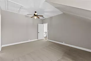 6396 Loch Arbor Dr, Flowery Branch, GA 30542 - Photo 13