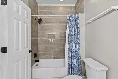 6396 Loch Arbor Drive, Flowery Branch, GA 30542 - Photo 15