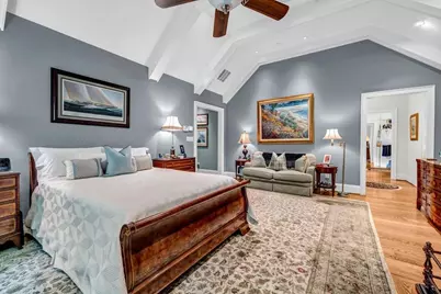 4584 Meadow Valley Drive, Sandy Springs, GA 30342 - Photo 11