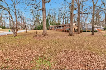 4290 Newcastle Circle, Lithonia, GA 30038 - Photo 3