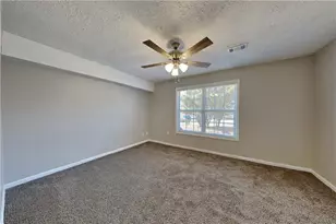 1210 Hannah Ct, Dacula, GA 30019 - Photo 9