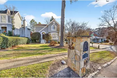 1121 Standard Drive NE, Brookhaven, GA 30319 - Photo 41