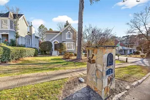 1121 Standard Dr NE, Brookhaven, GA 30319 - Photo 41