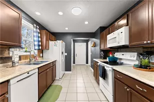 151 Clay St, Maysville, GA 30558 - Photo 9