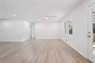 507 Castleaire Dr, Stone Mountain, GA 30087 - Photo 13