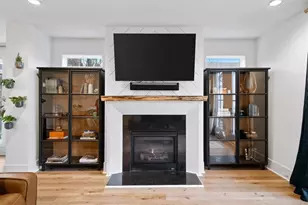 301 Penny Ct, Atlanta, GA 30328 - Photo 7