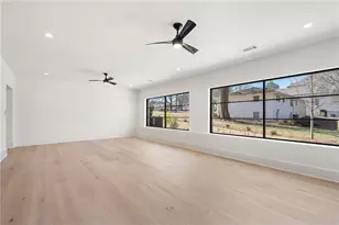 179 Meadow Dr, Alpharetta, GA 30009 - Photo 45