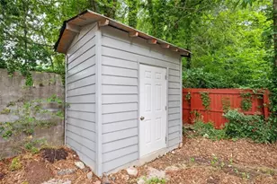 3479 Thompson Dr, Atlanta, GA 30331 - Photo 7