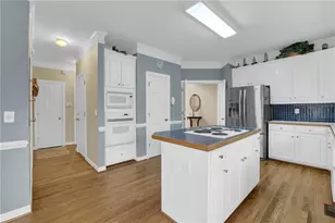 2164 Cape Liberty Dr, Suwanee, GA 30024 - Photo 9