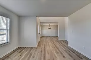 656 Rodeo Dr, Auburn, GA 30011 - Photo 9