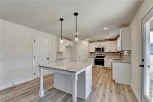 656 Rodeo Dr, Auburn, GA 30011 - Photo 23