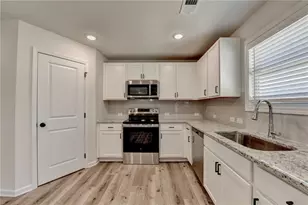 656 Rodeo Dr, Auburn, GA 30011 - Photo 27