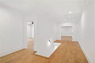 1445 W Wesley Road NE, Atlanta, GA 30327 - Photo 15