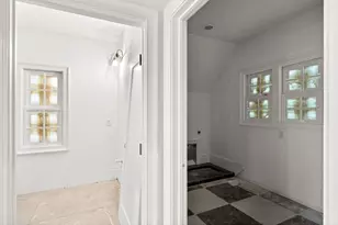 1445 W Wesley Road NE, Atlanta, GA 30327 - Photo 17