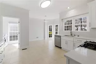 4960 Agate Dr, Alpharetta, GA 30022 - Photo 15