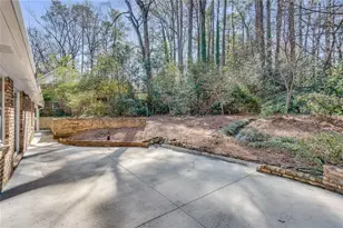 3560 Embry Cir, Atlanta, GA 30341 - Photo 33