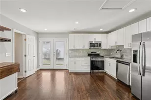 732 Earl St S E, Marietta, GA 30067 - Photo 9