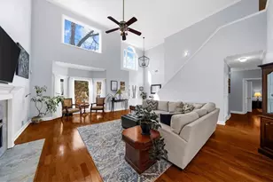 125 Rose Petal Ln, Johns Creek, GA 30022 - Photo 9