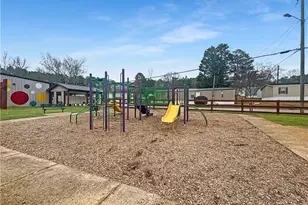 206 Elcona Dr, Fayetteville, GA 30214 - Photo 3