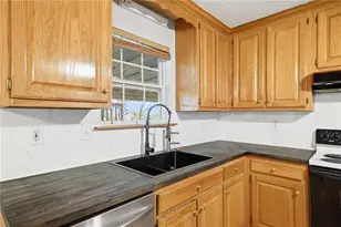 1139 Davis Rd W, Fairmount, GA 30139 - Photo 7