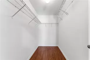 3923 Snipes Ct, Lilburn, GA 30047 - Photo 21