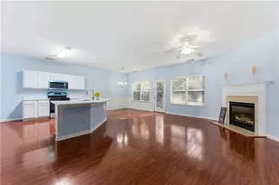 3923 Snipes Ct, Lilburn, GA 30047 - Photo 3