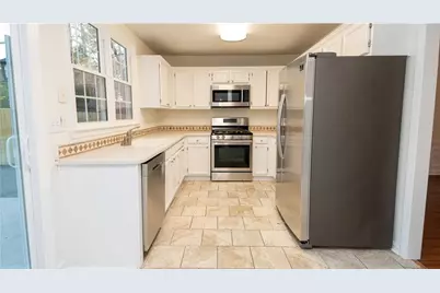 995 Westwell Run, Johns Creek, GA 30022 - Photo 9