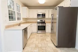 995 Westwell Run, Johns Creek, GA 30022 - Photo 9