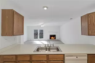 225 Quail Run, Roswell, GA 30076 - Photo 9