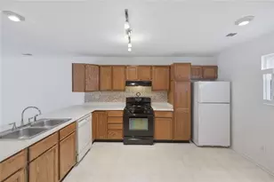 225 Quail Run, Roswell, GA 30076 - Photo 7