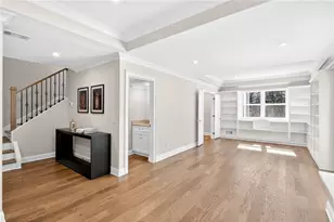 370 Valley Green Dr, Atlanta, GA 30342 - Photo 27