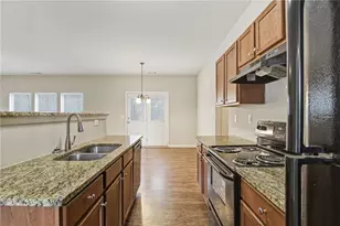 4251 Henry Ridge Ct, Loganville, GA 30052 - Photo 11