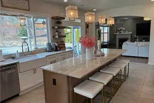 205 Highlands Dr, Woodstock, GA 30188 - Photo 5