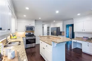 4373 Fielding Ln, Peachtree Corners, GA 30092 - Photo 11