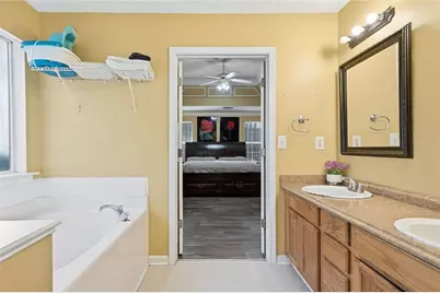 1394 Stephens Pond View, Loganville, GA 30052 - Photo 23