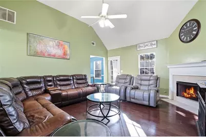 1394 Stephens Pond View, Loganville, GA 30052 - Photo 5