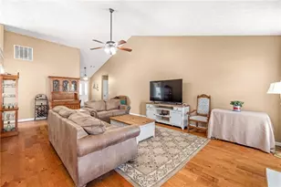 285 Meadow Creek Dr, Jefferson, GA 30549 - Photo 9