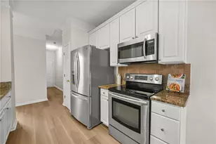 4950 Hyde Way, Cumming, GA 30040 - Photo 9