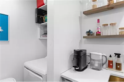 1074 Peachtree Walk NE #B320, Atlanta, GA 30309 - Photo 11