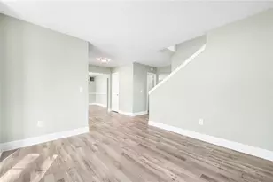 3948 Old Lantern Dr, Lithonia, GA 30038 - Photo 9