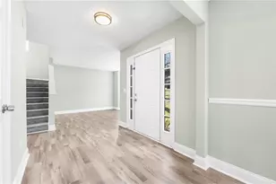 3948 Old Lantern Dr, Lithonia, GA 30038 - Photo 7