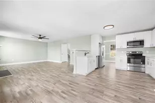 3948 Old Lantern Dr, Lithonia, GA 30038 - Photo 15