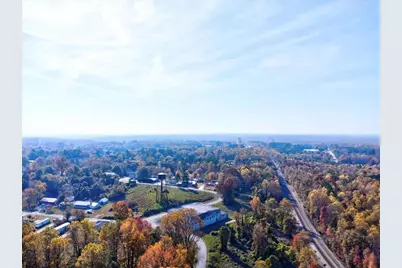 392 King, Baldwin, GA 30511 - Photo 5