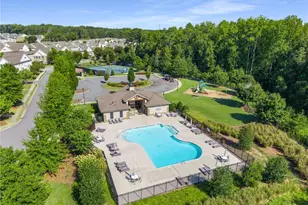 520 Walden Glen Ln, Alpharetta, GA 30004 - Photo 35