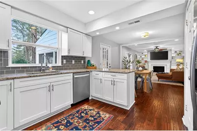 5727 Shawn Terrace, Peachtree Corners, GA 30092 - Photo 15